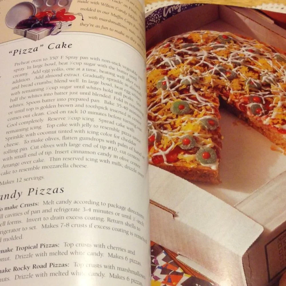 Wilton Cake Decorating and recipes, 1995 Gifts from the Kitchen